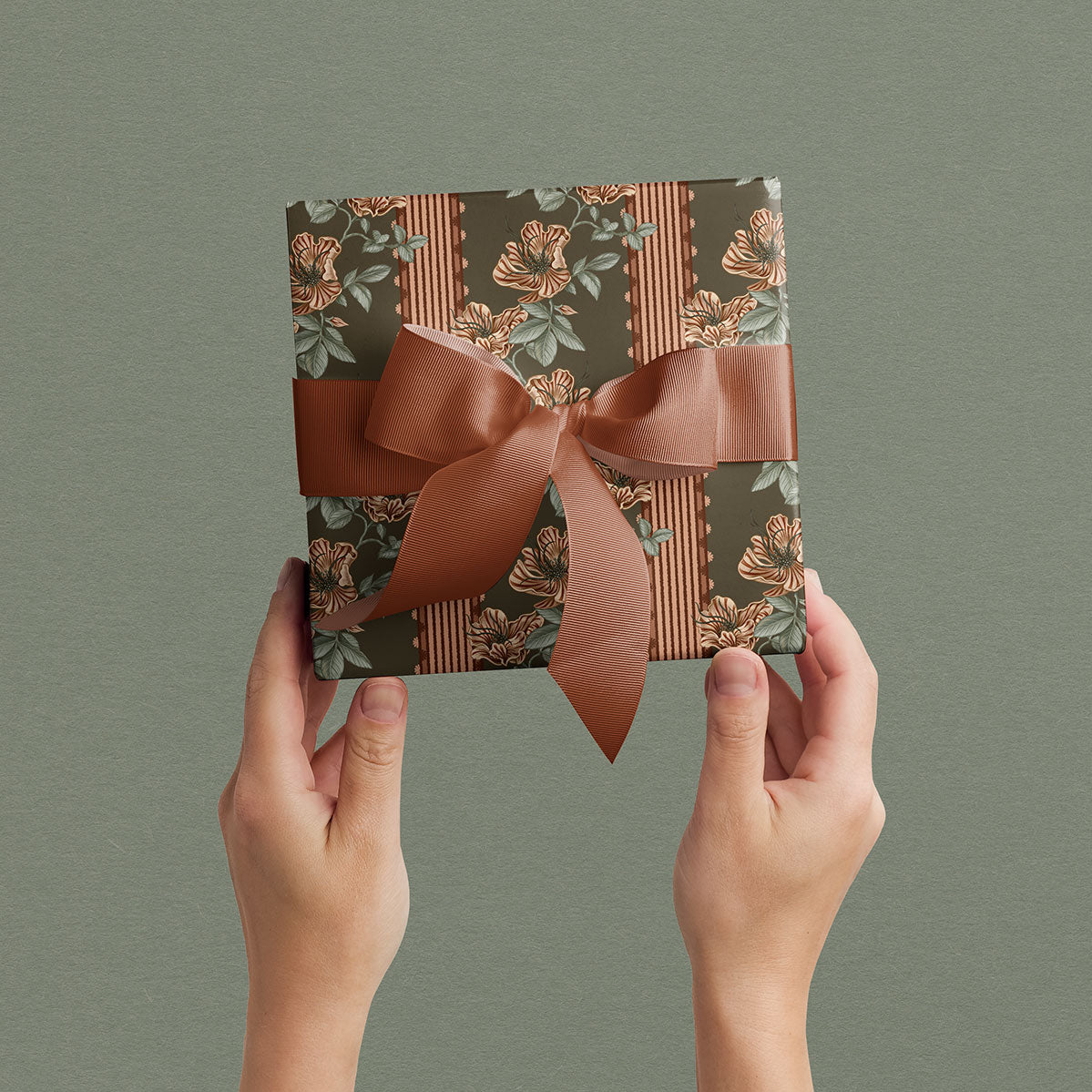 Gift Wrap | Orchard Bordure | Rust